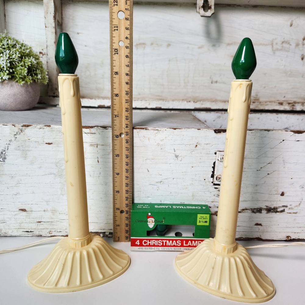 Pair Vintage Electric Window Christmas CandleStick Light, Plastic Drip Candle - Picture 4 of 10